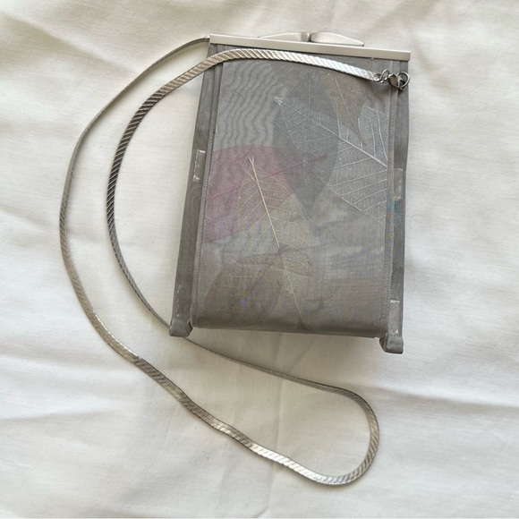 Bo’s Art Studio The Opera Collection Gray Leaf Pattern Evening Bag EUC - Picture 1 of 14